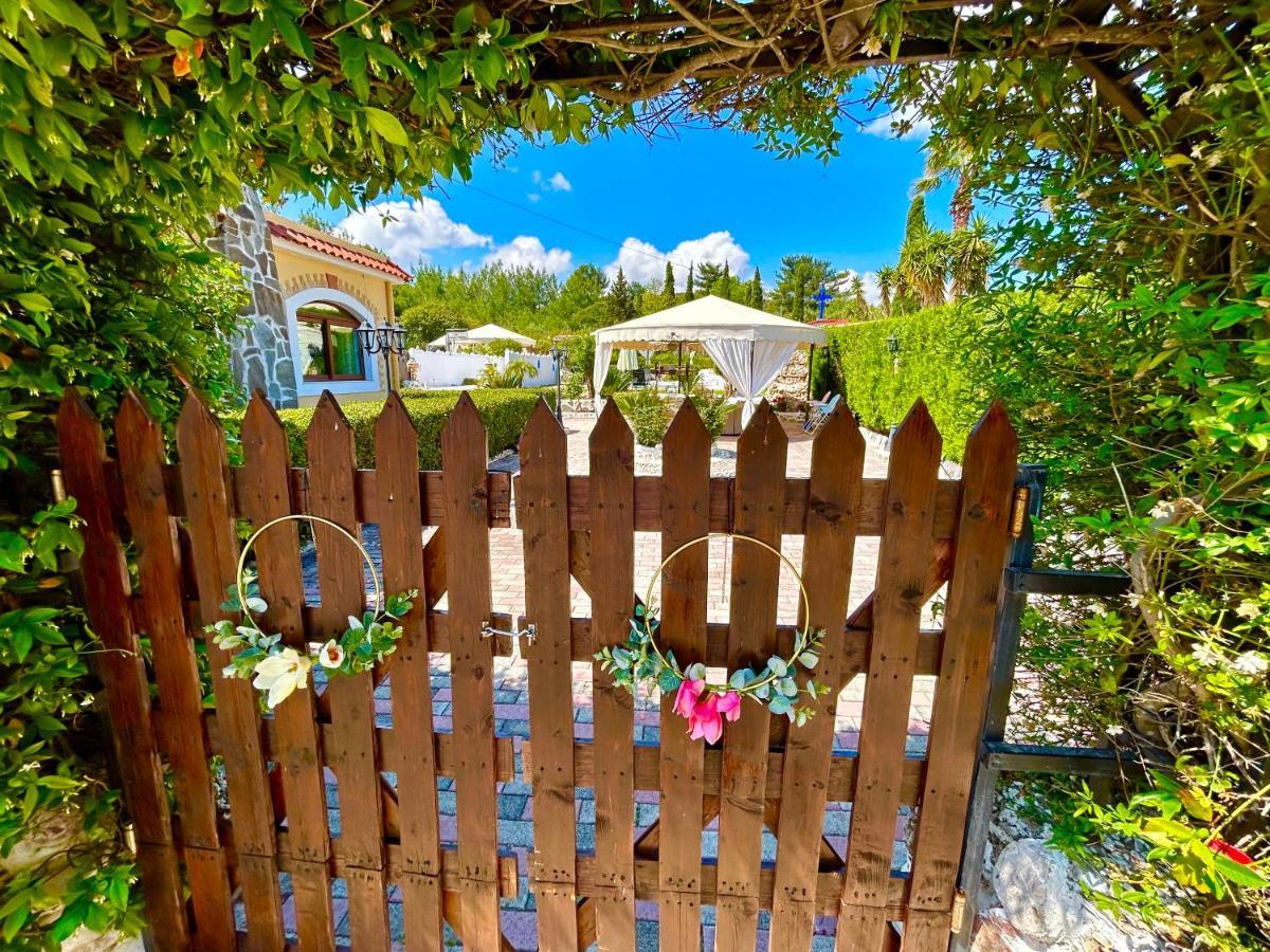 Nicole Luxury Villa Koskinou (Rhodes)